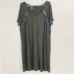 FRIDA MOM Easy Fit Gray Delivery and Nursing Gown Side Pocket Women's One Size